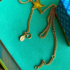 Vintage AVON Signed Star Necklace in excellent condition